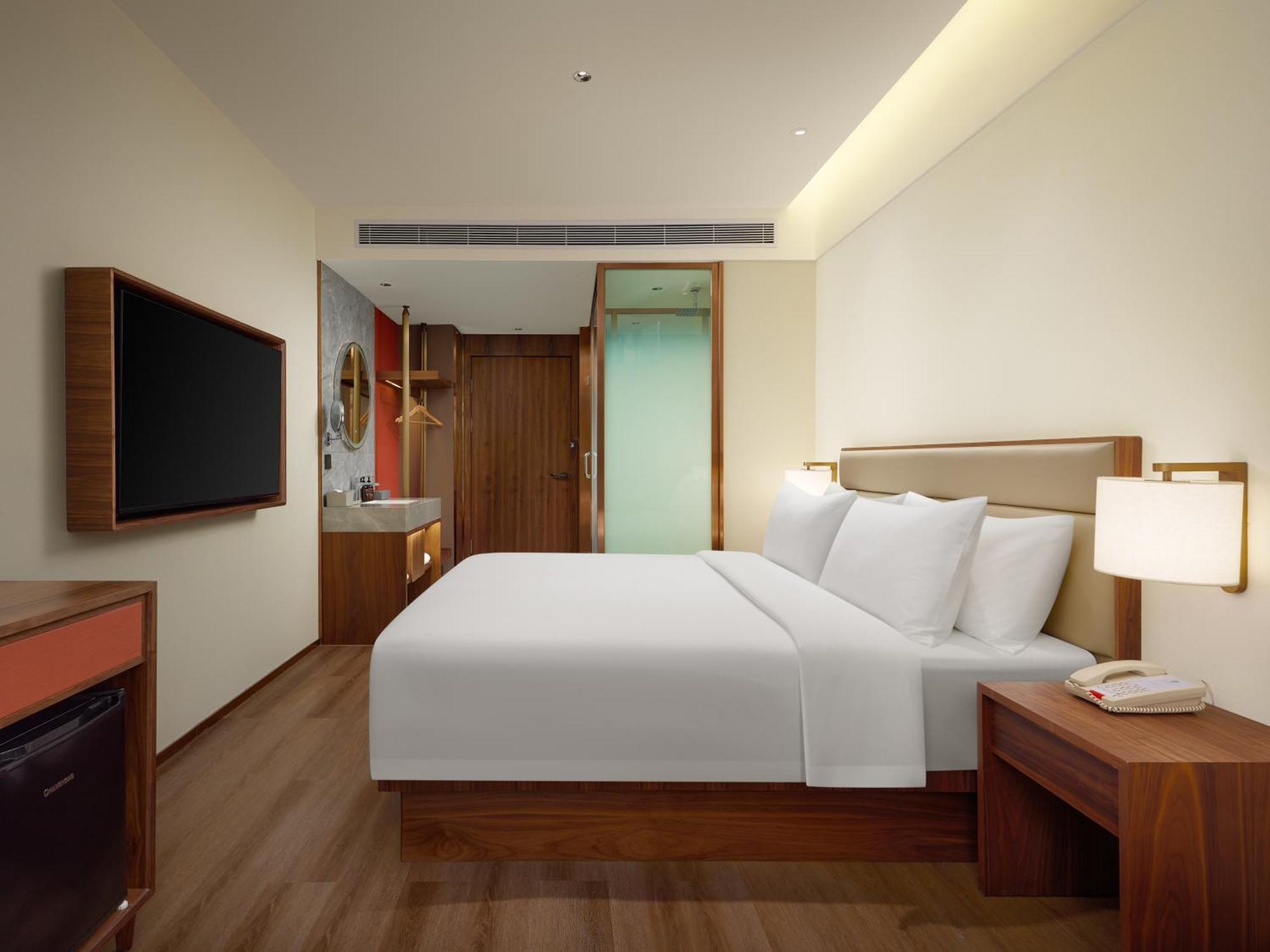 Model J Hotel Jakarta Soekarno - Hatta Airport Тангеранг Экстерьер фото